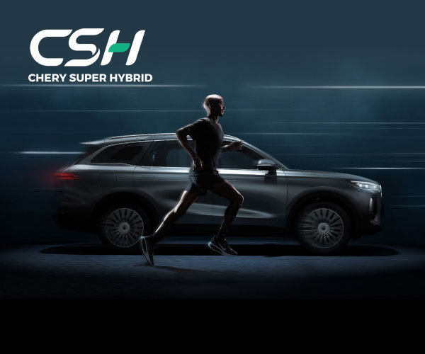 Sir Mo Farah CBE running beside Chery TIGG0 9 with Chery Super Hybrid logo in top right