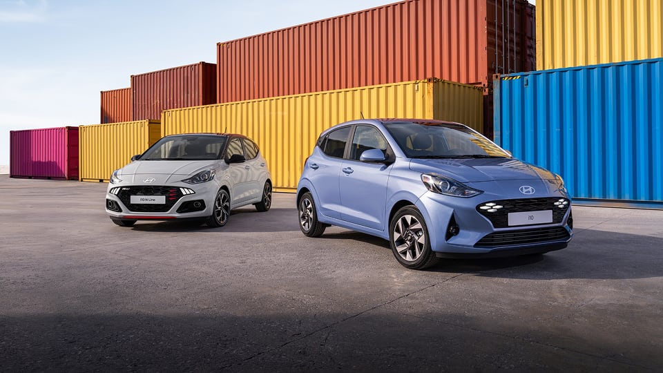 Front angled view of multiple Hyundai i10