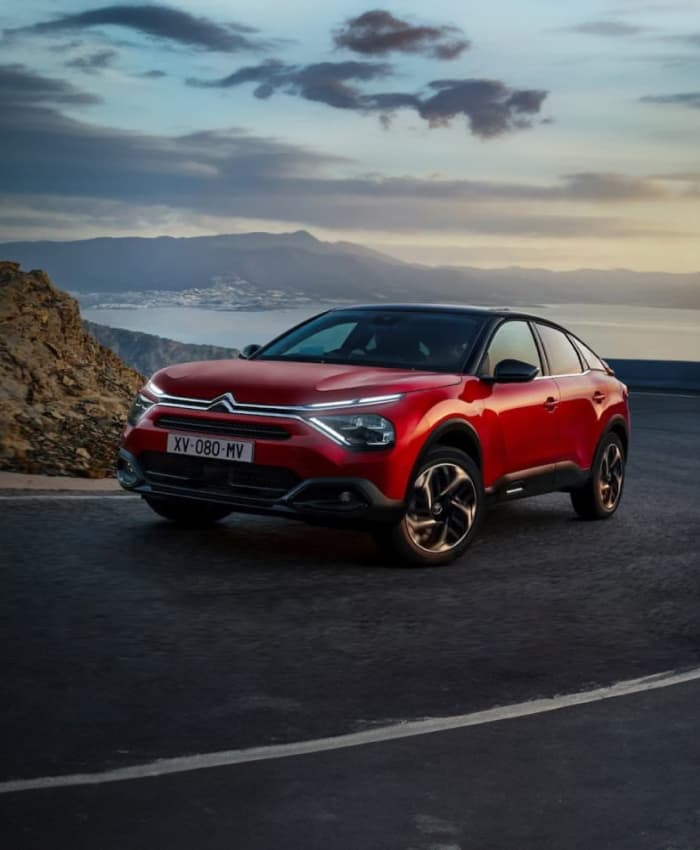 2024 Citroën e-C4 in Elixir Red metallic