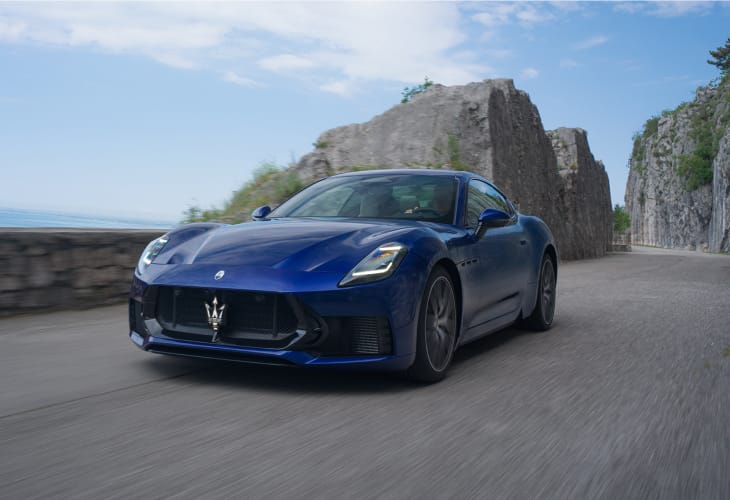 Front angled view of Maserati Granturismo
