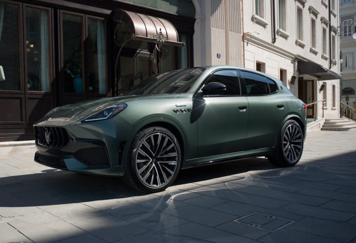 Front angled view of Maserati Grecale