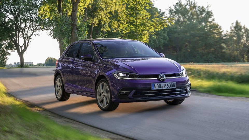 Front angled view of Volkswagen Polo